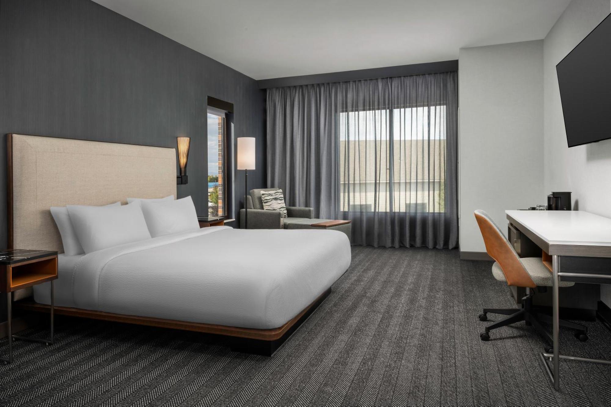 Courtyard By Marriott Bozeman Hotel Екстериор снимка