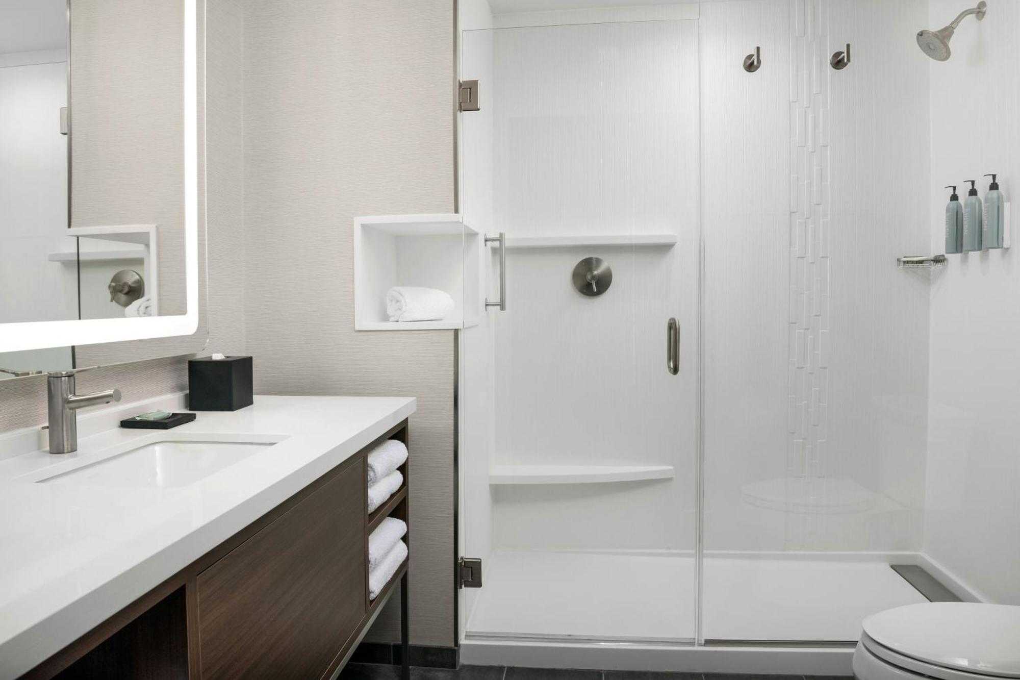 Courtyard By Marriott Bozeman Hotel Екстериор снимка