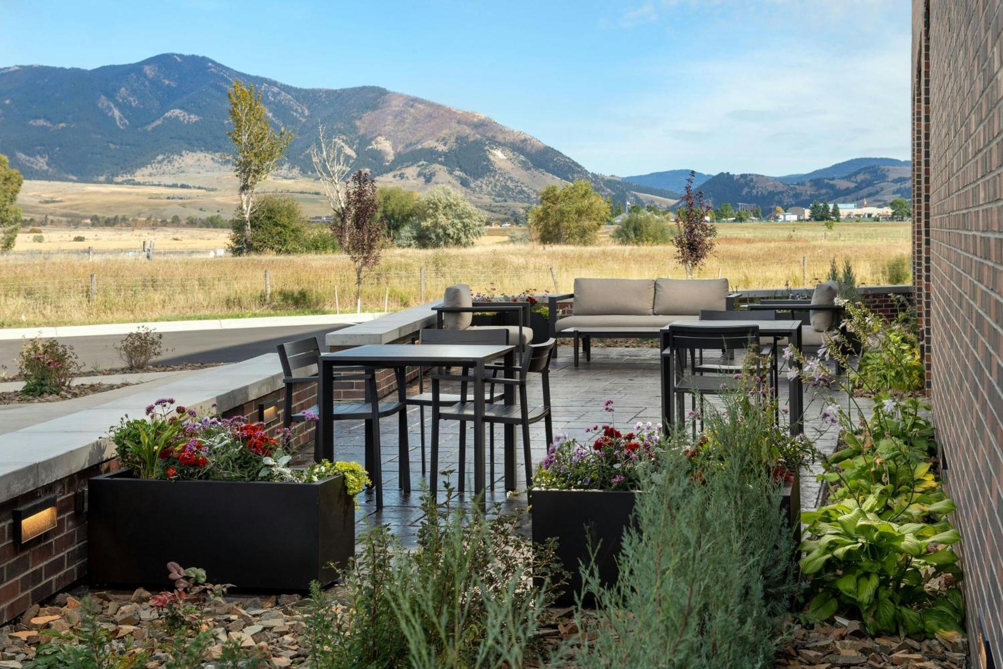 Courtyard By Marriott Bozeman Hotel Екстериор снимка