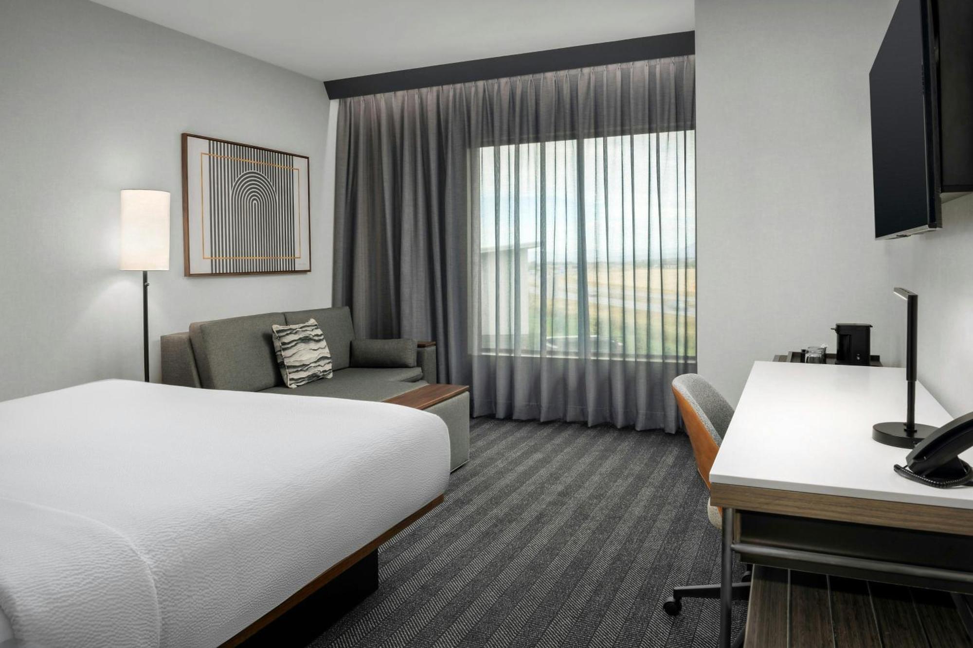 Courtyard By Marriott Bozeman Hotel Екстериор снимка
