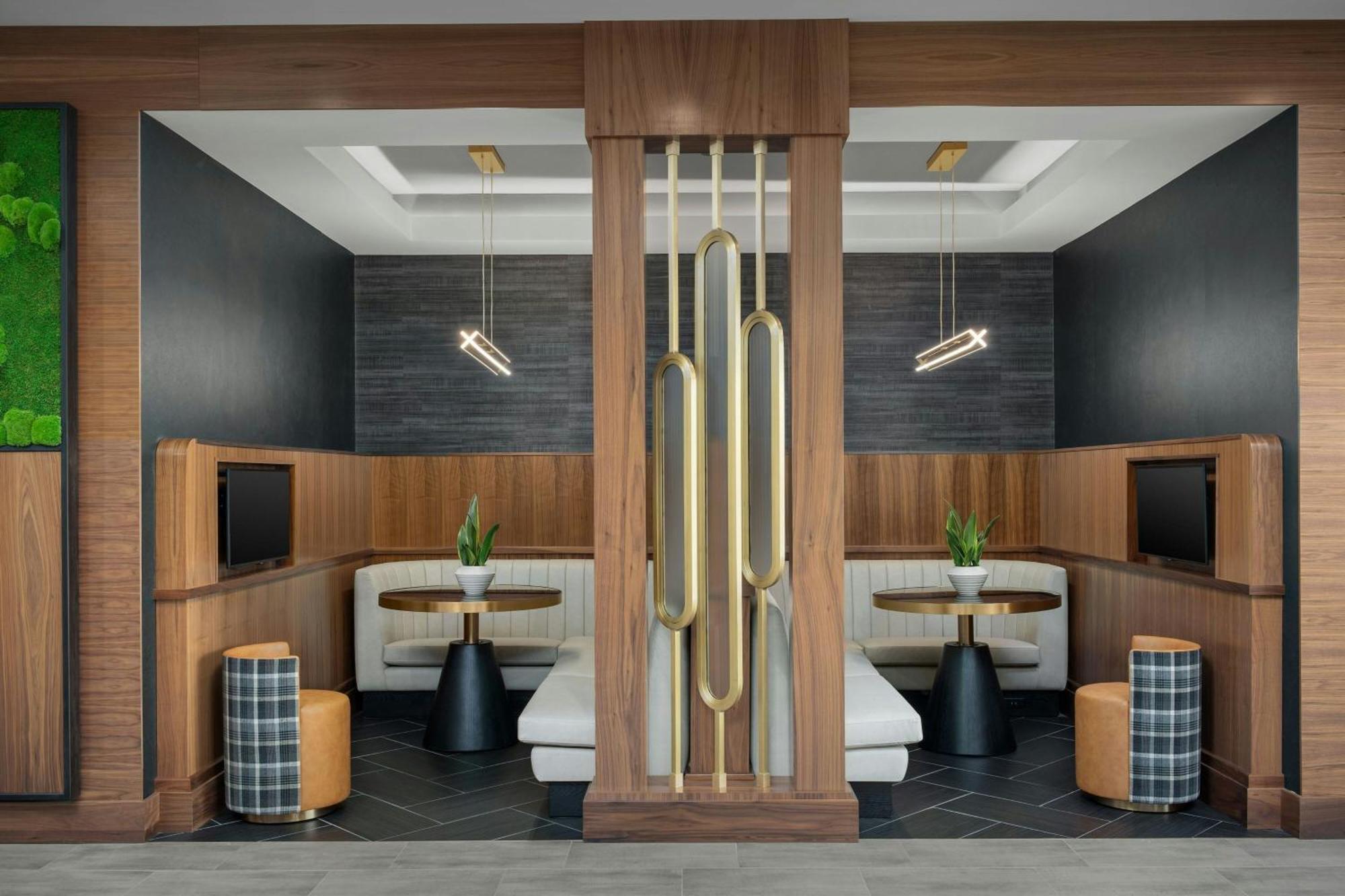 Courtyard By Marriott Bozeman Hotel Екстериор снимка